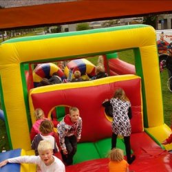 koninginnedag in de hunze